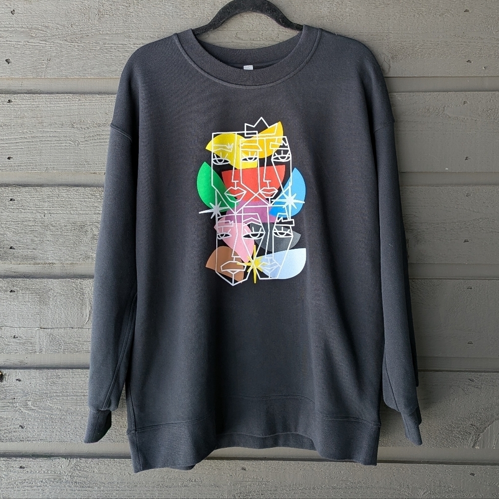 NWOT Lululemon Perfectly Oversized Crew *Pride Black (First Release) Size 6